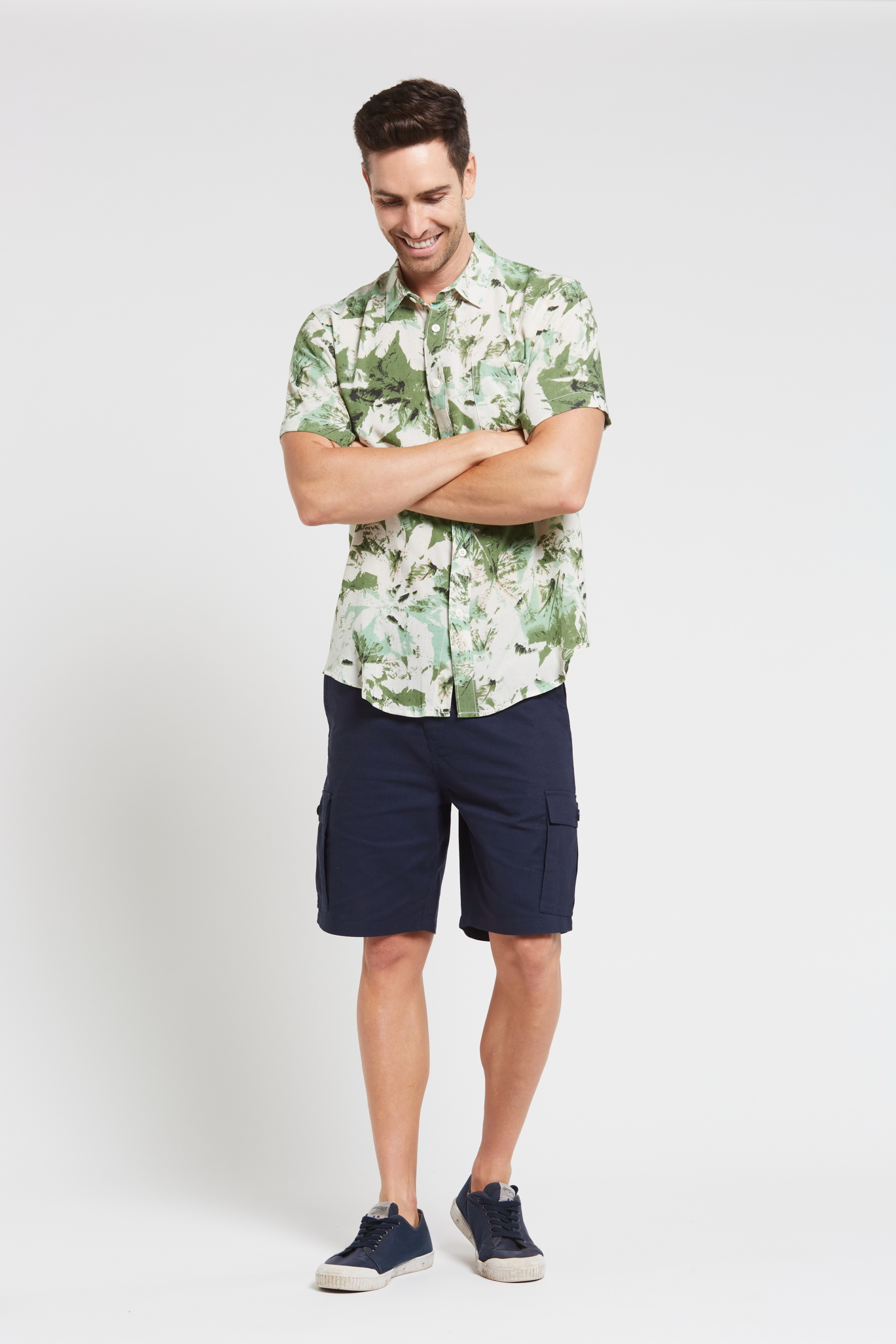 MST2023 GREEN F Men's Hemp Bamboo Print Short Sleeve Shirt-Green